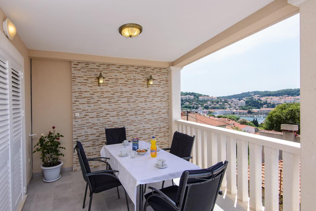 Apartment Violeta 1 With Private Terrace Dubrovnik Room photo